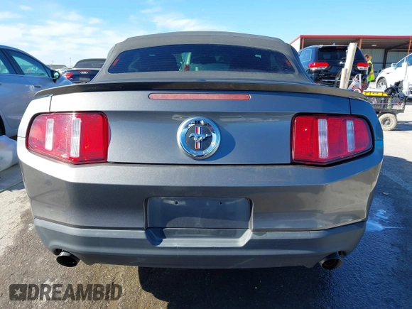2011 Ford Mustang V6 with VIN 1ZVBP8EM6B5112416, listed as a IAAI auction lot 41416736 with 131,758 mi miles and . Bid and sale history available at DreamBid. Image 17.