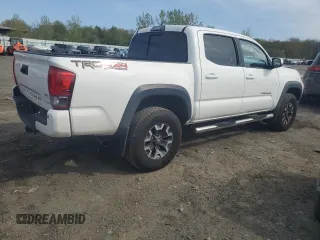 2017 Toyota Tacoma SR5 z VIN 3TMCZ5AN5HM108620, wystawiony jako Copart lot #55204105 z przebiegiem 58 340 mil mil oraz Szkoda całkowita • Salvage title. Historia ofert i sprzedaży dostępna na DreamBid. Obrazek 3.