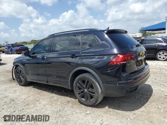2022 Volkswagen Tiguan SE R-Line Black z VIN 3VVCB7AXXNM080652, wystawiony jako Copart lot #51249185 z przebiegiem 53 996 mil mil oraz Nie do naprawy • Non repairable. Historia ofert i sprzedaży dostępna na DreamBid. Obrazek 2.