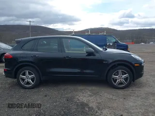 2015 Porsche Cayenne Diesel with VIN WP1AF2A29FLA31039, listed as a IAAI auction lot 42042677 with 157,884 mi miles and . Bid and sale history available at DreamBid. Image 14.