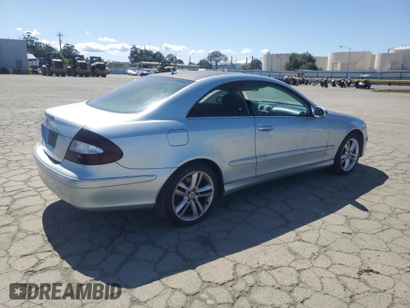 2007 Mercedes-Benz CLK 350 with VIN WDBTJ56H37F213230, listed as a Copart auction lot 51383705 with 172,498 mi miles and Clean title. Bid and sale history available at DreamBid. Image 3.