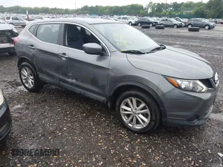 2017 Nissan Rogue SV with VIN JN1BJ1CR2HW111425, listed as a IAAI auction lot 42626246 with 53,641 mi miles and . Bid and sale history available at DreamBid. Image 1.