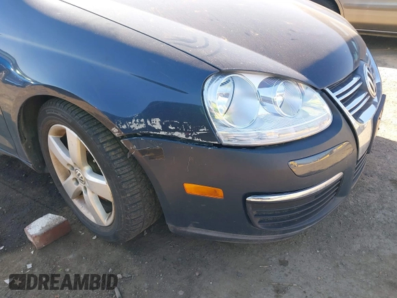 2008 Volkswagen Jetta SE with VIN 3VWRZ71K38M035479, listed as a IAAI auction lot 41399776 with 125,283 mi miles and . Bid and sale history available at DreamBid. Image 12.