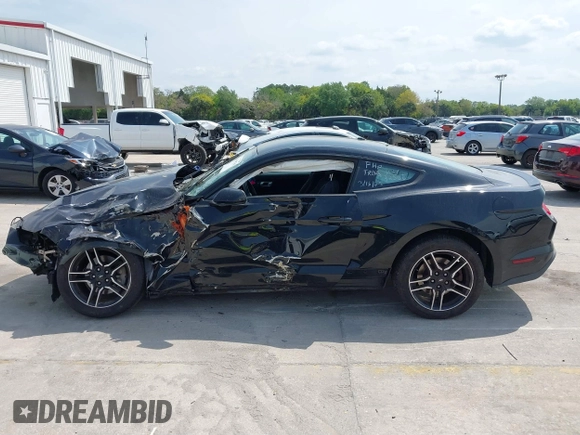 2019 Ford Mustang EcoBoost with VIN 1FA6P8TH4K5146998, listed as a IAAI auction lot 41849760 with 58,467 mi miles and . Bid and sale history available at carsss.com. Image 15.