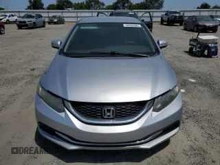 2014 Honda Civic LX z VIN 19XFB2F5XEE243221, wystawiony jako Copart lot #59990585 z przebiegiem 245 617 mil mil oraz Czysty tytuł • Clean title. Historia ofert i sprzedaży dostępna na DreamBid. Obrazek 5.
