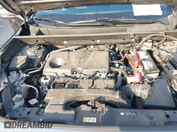 2019 Toyota RAV4 LE with VIN JTMK1RFV0KD003070, listed as a IAAI auction lot 42051761 with 86,651 mi miles. Bid and sale history available at carsss.com. Image 10.