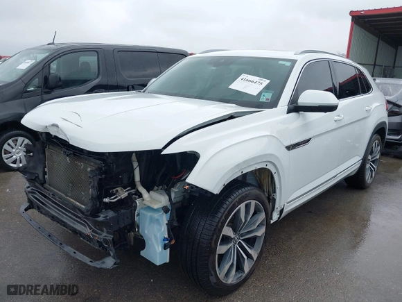2020 Volkswagen Atlas Cross Sport 3.6L V6 SEL Premium R-Line with VIN 1V2TE2CA3LC220023, listed as a IAAI auction lot 41666475 with 88,083 mi miles. Bid and sale history available at carsss.com. Image 20.