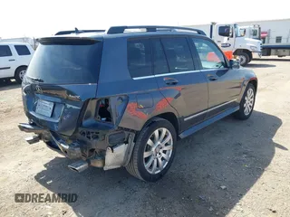 2010 Mercedes-Benz GLK 350 with VIN WDCGG8HB4AF310188, listed as a IAAI auction lot 42057567 with 172,774 mi miles and . Bid and sale history available at DreamBid. Image 4.