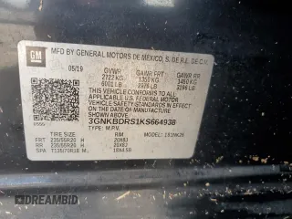 2019 Chevrolet Blazer z VIN 3GNKBDRS1KS664938, wystawiony jako Copart lot #51482625 z przebiegiem Nie podano mil oraz Szkody całkowita. Historia ofert i sprzedaży dostępna na DreamBid. Obrazek 14.
