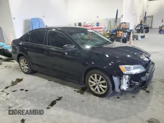 2015 Volkswagen Jetta SE z VIN 3VWD07AJ6FM411410, wystawiony jako Copart lot #56557055 z przebiegiem 103 183 mil mil oraz Szkoda całkowita • Salvage title. Historia ofert i sprzedaży dostępna na DreamBid. Obrazek 4.
