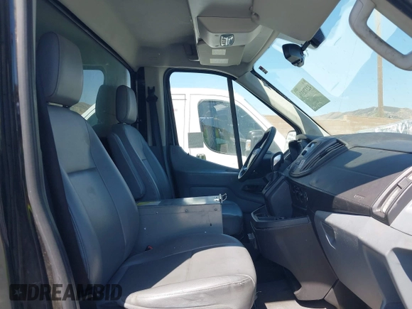 2017 Ford Transit с VIN 1FDBF9ZM4HKB57754, выставлен на аукционе IAAI как лот 42370336 с пробегом 118 195 миль миль и . История ставок и продаж доступна на DreamBid. Изображение 13.