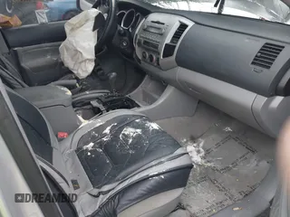 2006 Toyota Tacoma PreRunner with VIN 3TMJU62N86M012455, listed as a IAAI auction lot 42172257 with Not provided miles and . Bid and sale history available at DreamBid. Image 5.