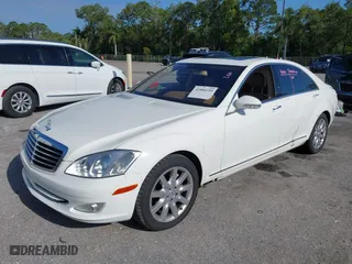 2007 Mercedes-Benz S-Class 5.5L V8 with VIN WDDNG71X27A082359, listed as a IAAI auction lot 42006249 with 90,527 mi miles. Bid and sale history available at carsss.com. Image 18.