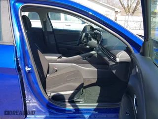 2023 Hyundai Elantra SEL with VIN KMHLS4AG9PU569759, listed as a IAAI auction lot 41711777 with 22,912 mi miles. Bid and sale history available at carsss.com. Image 5.
