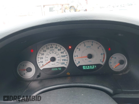 2007 Chrysler Town & Country with VIN 2A4GP44R27R191148, listed as a IAAI auction lot 42171218 with 150,670 mi miles and . Bid and sale history available at DreamBid. Image 7.
