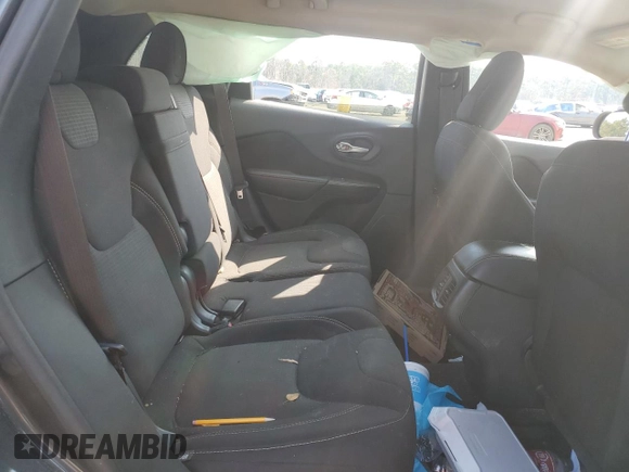 2016 Jeep Cherokee Altitude with VIN 1C4PJLCS1GW222595, listed as a Copart auction lot 43760325 with 190,316 mi miles and Salvage Title. Bid and sale history available at carsss.com. Image 12.