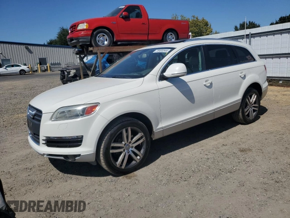 2008 Audi Q7 4.2L Premium with VIN WA1BV74L18D016780, listed as a Copart auction lot 70465544 with 186,904 mi miles and Clean Title. Bid and sale history available at carsss.com. Image 1.