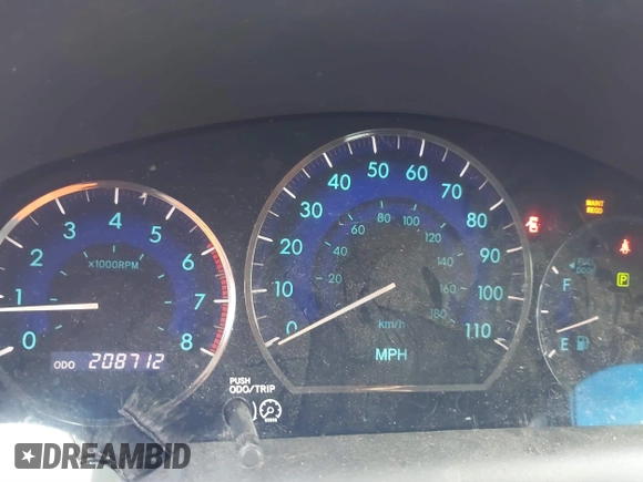 2006 Toyota Sienna XLE with VIN 5TDZA22C06S504271, listed as a IAAI auction lot 41573903 with 208,712 mi miles. Bid and sale history available at carsss.com. Image 7.