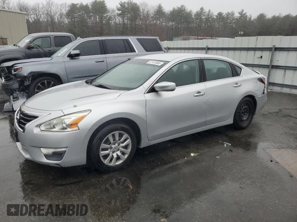 2015 Nissan Altima SV with VIN 1N4AL3AP2FC262964, listed as a Copart auction lot 51141065 with 84,526 mi miles and Salvage Title. Bid and sale history available at DreamBid. Image 1.