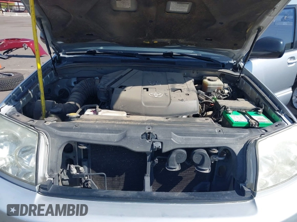 2004 Toyota 4Runner SR5 with VIN JTEBU14R040047039, listed as a IAAI auction lot 41998226 with 225,061 mi miles and . Bid and sale history available at DreamBid. Image 10.