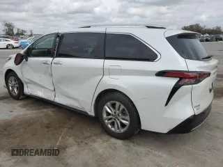2022 Toyota Sienna Limited with VIN 5TDZSKFC9NS046588, listed as a Copart auction lot 45895105 with 22,065 mi miles and Salvage Title. Bid and sale history available at carsss.com. Image 2.