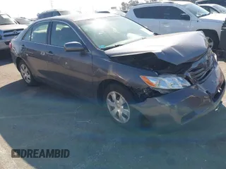 2007 Toyota Camry CE with VIN JTNBE46K273074924, listed as a IAAI auction lot 41598508 with 85,469 mi miles. Bid and sale history available at carsss.com. Image 1.