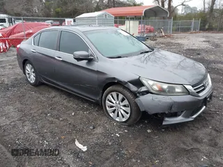 2013 Honda Accord Sdn EX-L with VIN 1HGCR2F87DA282201, listed as a IAAI auction lot 41556072 with 215,119 mi miles. Bid and sale history available at carsss.com. Image 1.