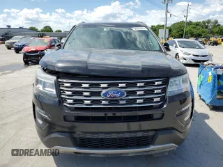 2017 Ford Explorer XLT z VIN 1FM5K8D84HGD52317, wystawiony jako Copart lot #58200565 z przebiegiem 111 962 mil mil oraz Szkoda całkowita • Salvage title. Historia ofert i sprzedaży dostępna na DreamBid. Obrazek 5.