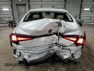 2019 Lexus ES 350 z VIN 58ABZ1B19KU021147, wystawiony jako Copart lot #50423025 z przebiegiem 65 849 mil mil oraz Nie do naprawy • Non repairable. Historia ofert i sprzedaży dostępna na DreamBid. Obrazek 6.