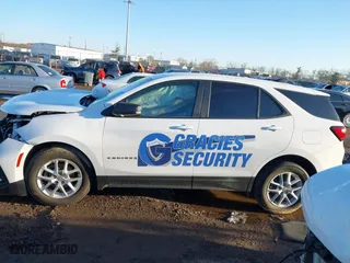 2024 Chevrolet Equinox LS with VIN 3GNAXHEG8RL207201, listed as a IAAI auction lot 41791730 with 27,667 mi miles. Bid and sale history available at carsss.com. Image 15.