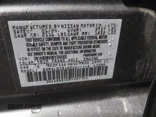 2024 Nissan Sentra S z VIN 3N1AB8BV0RY284905, wystawiony jako IAAI lot #41582687 z przebiegiem 37 302 mil mil oraz . Historia ofert i sprzedaży dostępna na DreamBid. Obrazek 9.