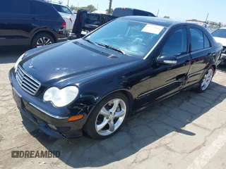 2005 Mercedes-Benz C 230 Kompressor с VIN WDBRF40J25F559798, выставлен на аукционе IAAI как лот 42773041 с пробегом 79 551 миль миль и . История ставок и продаж доступна на DreamBid. Изображение 2.