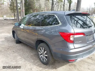 2022 Honda Pilot EX-L with VIN 5FNYF6H54NB009670, listed as a IAAI auction lot 41724302 with 32,690 mi miles. Bid and sale history available at carsss.com. Image 3.