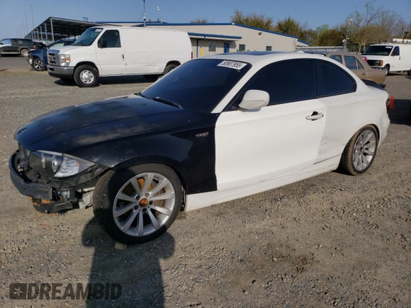 2010 BMW 1 Series 128i with VIN WBAUP9C54AVL89039, listed as a Copart auction lot 50907955 with 135,655 mi miles and Salvage Title. Bid and sale history available at DreamBid. Image 1.