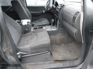2006 Nissan Pathfinder SE with VIN 5N1AR18U26C676041, listed as a IAAI auction lot 41872718 with 254,585 mi miles. Bid and sale history available at carsss.com. Image 5.
