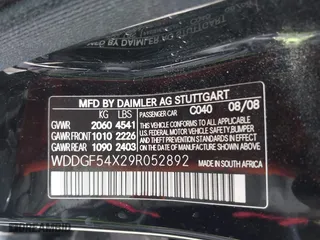 2009 Mercedes-Benz C-Class 3.0L Sport with VIN WDDGF54X29R052892, listed as a IAAI auction lot 41806036 with 91,563 mi miles. Bid and sale history available at carsss.com. Image 9.