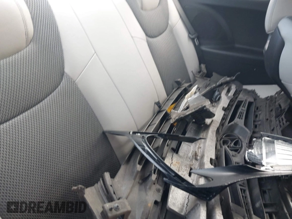 2013 Hyundai Genesis Coupe Premium with VIN KMHHT6KD7DU079819, listed as a IAAI auction lot 40863494 with 111,012 mi miles and . Bid and sale history available at DreamBid. Image 8.