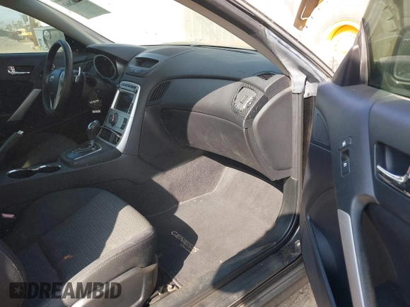 2010 Hyundai Genesis Coupe with VIN KMHHT6KD5AU041923, listed as a IAAI auction lot 42662661 with 154,270 mi miles and . Bid and sale history available at DreamBid. Image 5.