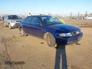 1998 Audi A4 с VIN WAUCB28D4WA204939, выставлен на аукционе IAAI как лот 41409756 с пробегом 202 037 миль миль и . История ставок и продаж доступна на DreamBid. Изображение 1.