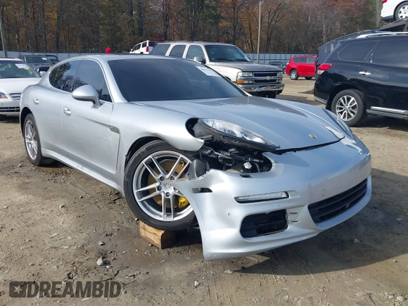 2015 Porsche Panamera 4S z VIN WP0AB2A70FL050779, wystawiony jako IAAI lot #40977292 z przebiegiem 78 574 mil mil oraz . Historia ofert i sprzedaży dostępna na DreamBid. Obrazek 6.