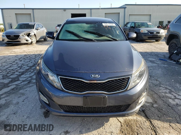 2015 Kia Optima LX z VIN 5XXGM4A71FG413543, wystawiony jako Copart lot #53517554 z przebiegiem 70 454 mil mil oraz Czysty tytuł • Clean title. Historia ofert i sprzedaży dostępna na DreamBid. Obrazek 5.