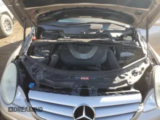 2006 Mercedes-Benz R 3.5L with VIN 4JGCB65E86A032563, listed as a Copart auction lot 52355744 with 120,722 mi miles and Salvage Title. Bid and sale history available at carsss.com. Image 28.