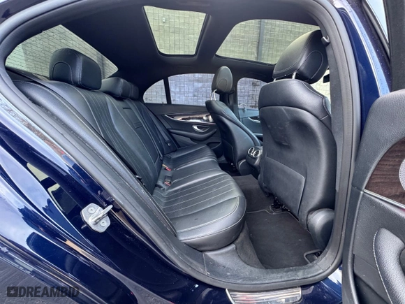 2017 Mercedes-Benz E-Class E 300 Luxury with VIN WDDZF4KB9HA062889, listed as a Copart auction lot 52198915 with 125,911 mi miles and Clean Title. Bid and sale history available at carsss.com. Image 6.