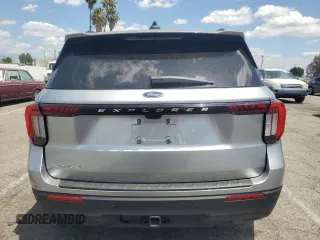 2025 Ford Explorer Active with VIN 1FMUK7DH9SGA20466, listed as a Copart auction lot 56994125 with 6,176 mi miles and Salvage title. Bid and sale history available at DreamBid. Image 6.