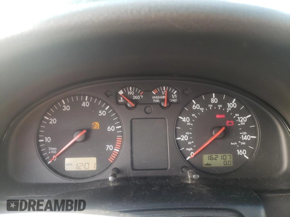 1998 Volkswagen Passat with VIN WVWMA63B0WE159272, listed as a Copart auction lot 68279244 with 162,107 mi miles and Salvage title. Bid and sale history available at DreamBid. Image 9.