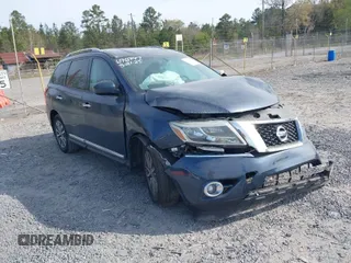 2014 Nissan Pathfinder SL with VIN 5N1AR2MM8EC696997, listed as a IAAI auction lot 41901643 with 112,982 mi miles. Bid and sale history available at carsss.com. Image 1.