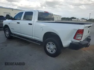 2022 Ram 3500 Tradesman with VIN 3C63R3CL5NG311301, listed as a Copart auction lot 80624294 with 117,406 mi miles and Salvage Title. Bid and sale history available at carsss.com. Image 2.