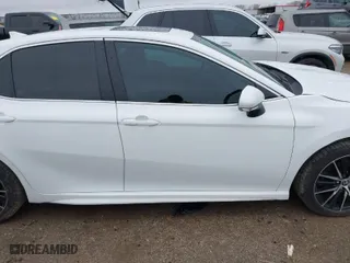 2022 Toyota Camry SE with VIN 4T1S11AK0NU660076, listed as a IAAI auction lot 41542703 with 36,861 mi miles. Bid and sale history available at carsss.com. Image 13.