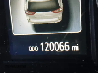 2016 Toyota Sienna XLE with VIN 5TDYK3DC9GS759983, listed as a IAAI auction lot 40859938 with 120,066 mi miles and . Bid and sale history available at DreamBid. Image 16.