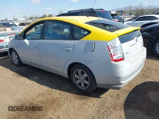2009 Toyota Prius with VIN JTDKB20U497841633, listed as a IAAI auction lot 41370371 with 194,593 mi miles. Bid and sale history available at carsss.com. Image 3.